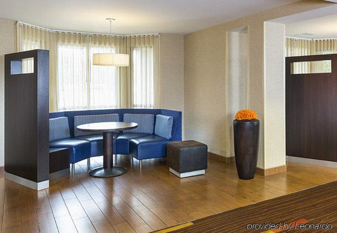 Courtyard Akron Fairlawn 2* Montrose