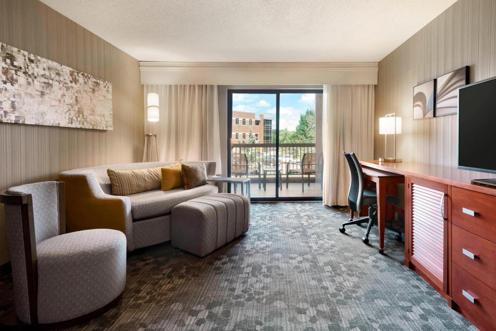Courtyard Akron Fairlawn